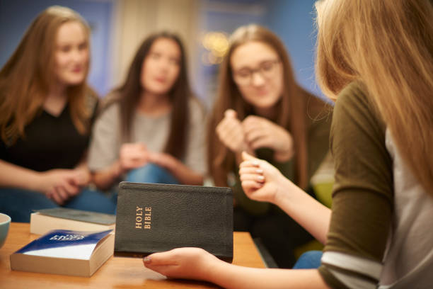 Bible Study and Discipleship in Christianity: How To